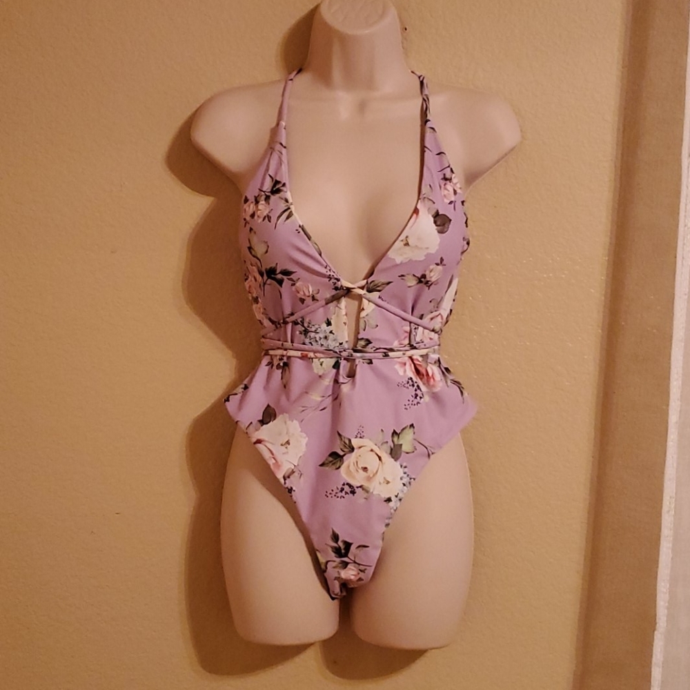 NWT ZAFUL Lilac Floral Stappy Swimsuit